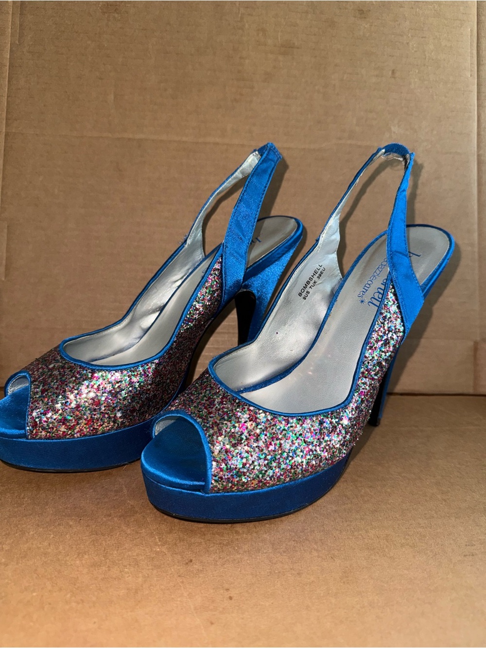 Blue Glitter Slingback Peep-Toe Platform Heels size 9.  A29